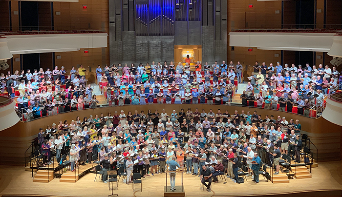 Support the chorale