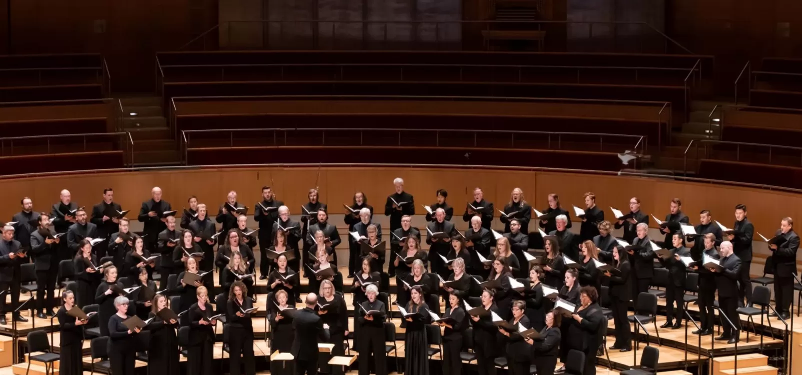 Pacific Chorale returns to the stage with Rachmaninoff Vespers
