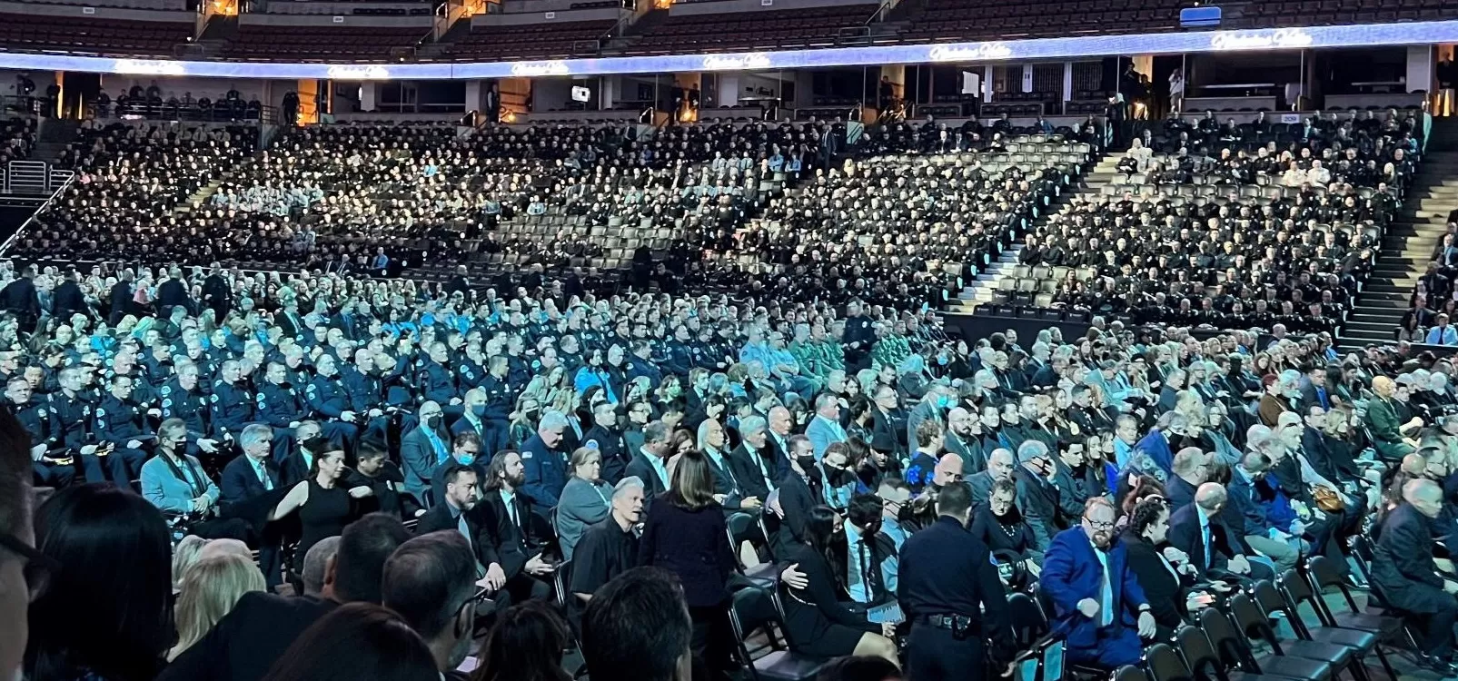 Members of Pacific Chorale Sing for Officer Vella’s Service